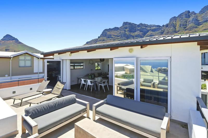 To Let 4 Bedroom Property for Rent in Bakoven Western Cape